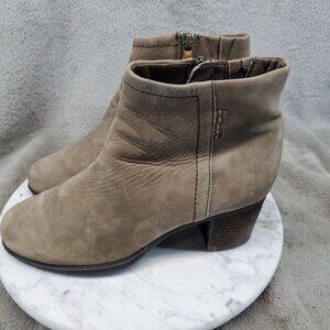 Rockport Shoes Womens Size 8 Tan Suede Natashya Ankle Booties
